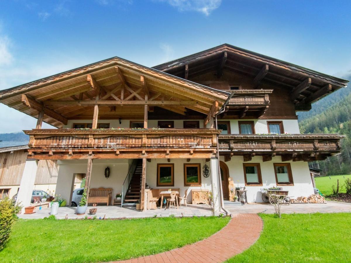 Apartment In Saalfelden Am Steinernen Meer المظهر الخارجي الصورة